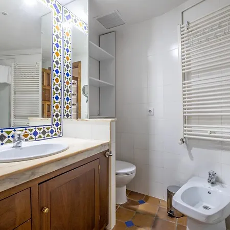 Apartamento Con Patio Cordobes En San Basilio & Parking Córdova