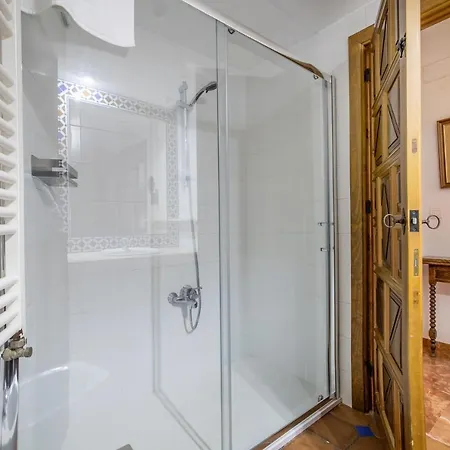 Apartamento Con Patio Cordobes En San Basilio & Parking Córdova